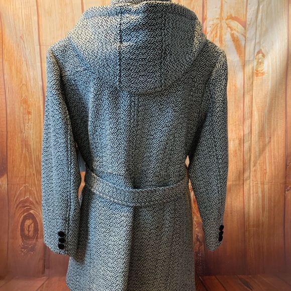 New! Liz Claiborne Wool Coat - Picture 2 of 4